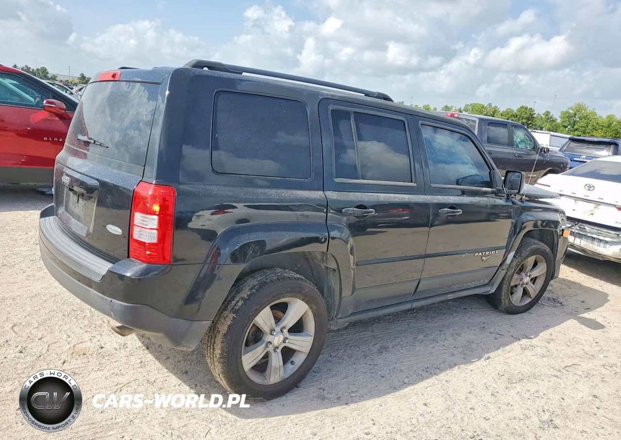 2014 Jeep Patriot Latitude VIN:1C4NJRFB7ED542082 - 3