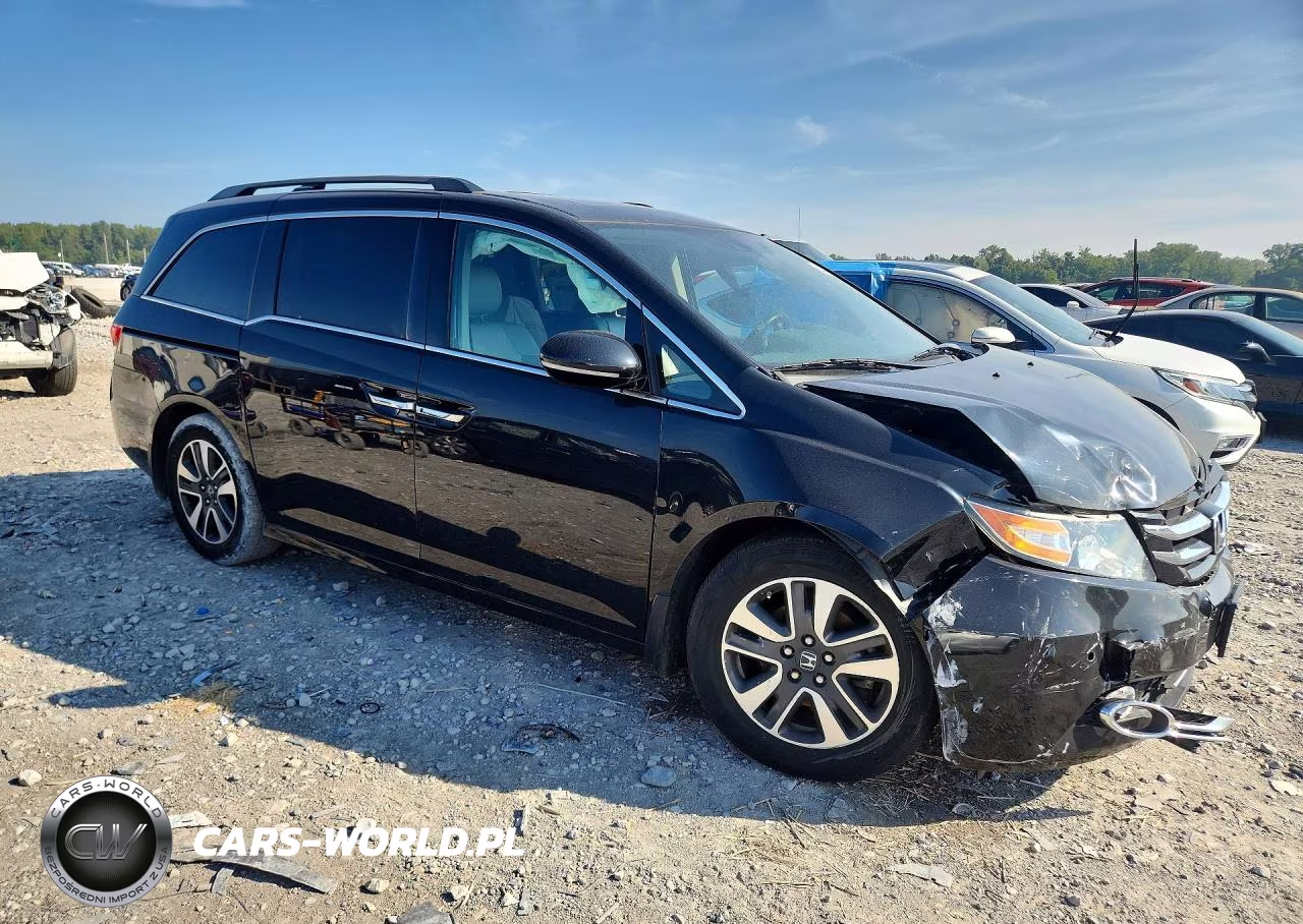 2016 Honda Odyssey Touring VIN:5FNRL5H91GB027962 - 4