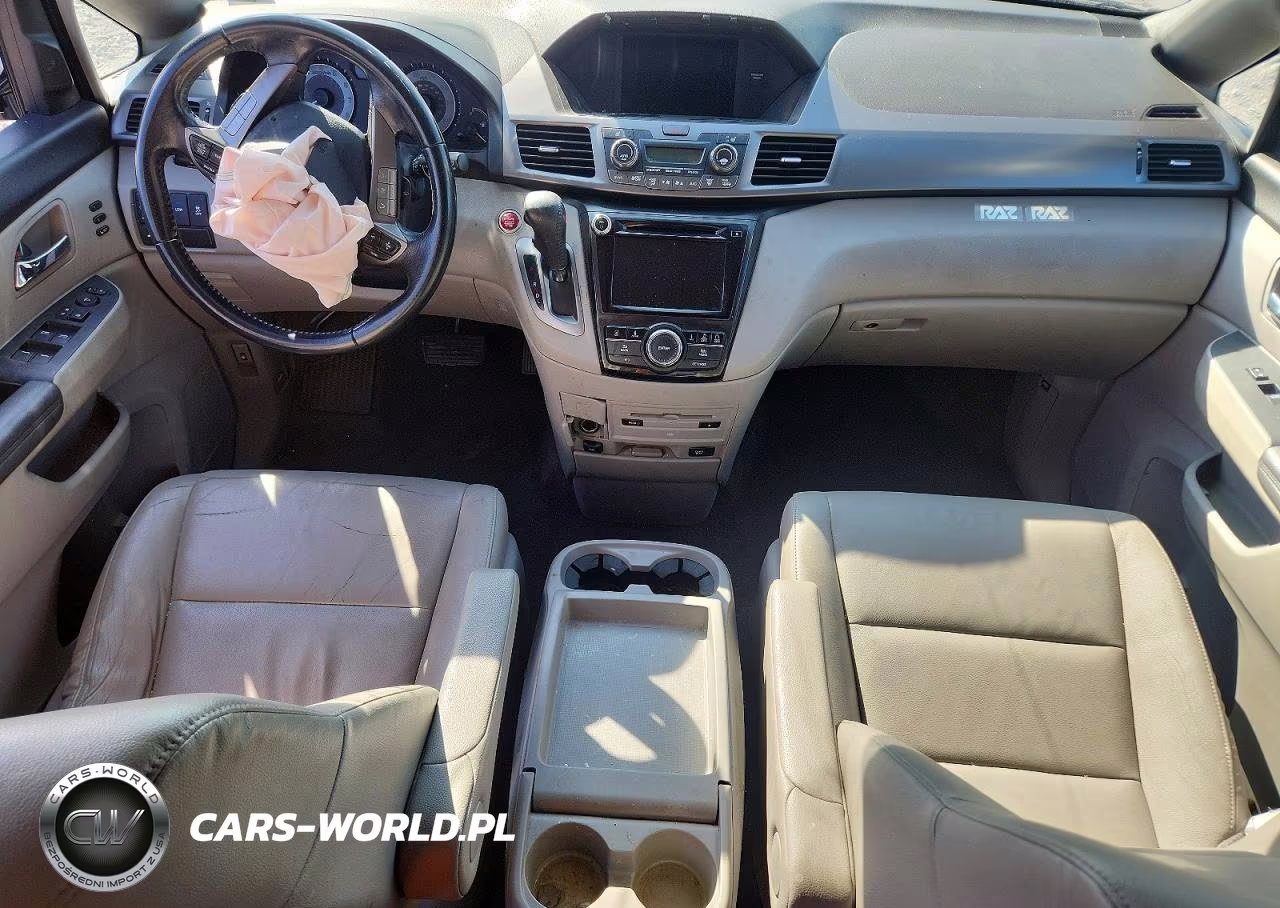 2016 Honda Odyssey Touring VIN:5FNRL5H91GB027962 - 8