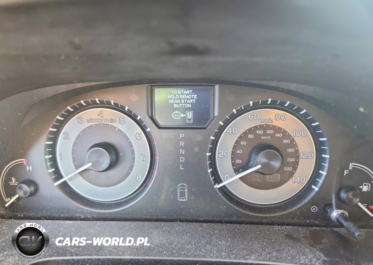 2016 Honda Odyssey Touring VIN:5FNRL5H91GB027962 - 9