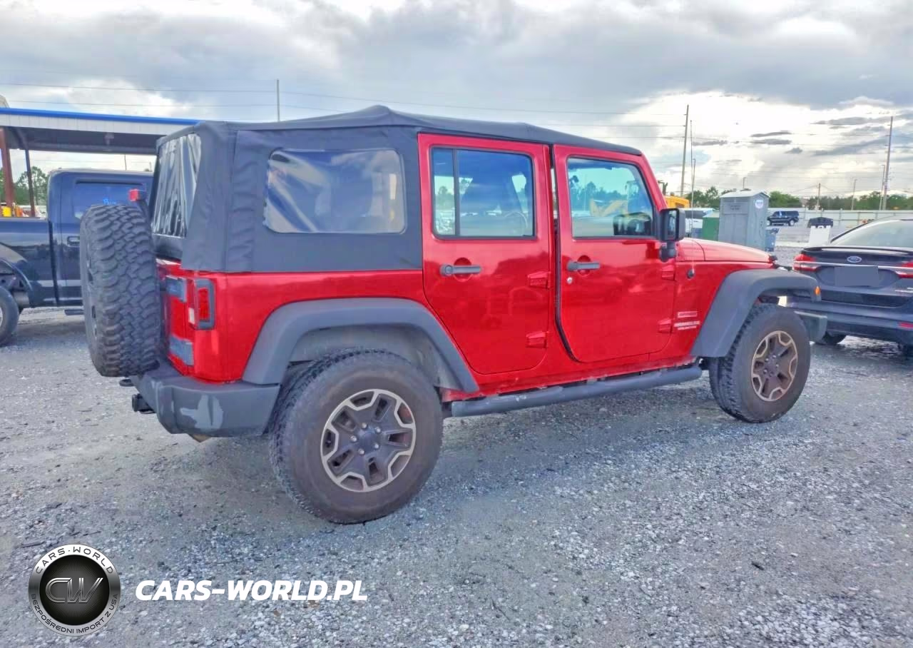 2012 Jeep Wrangler Unlimited Sport VIN:1C4BJWDG4CL261389 - 3
