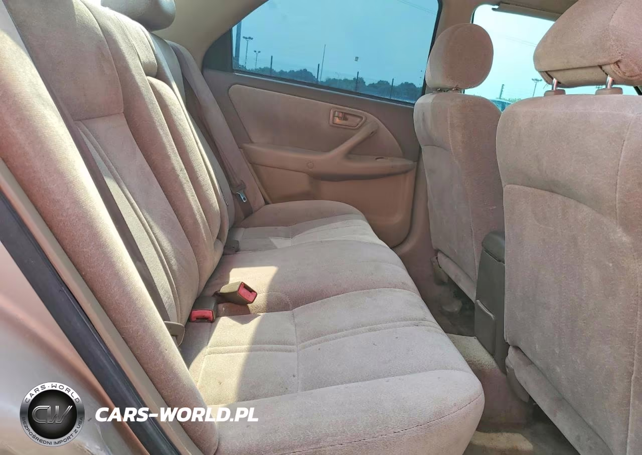 1999 Toyota Camry Le VIN:4T1BG22K9XU484313 - 10