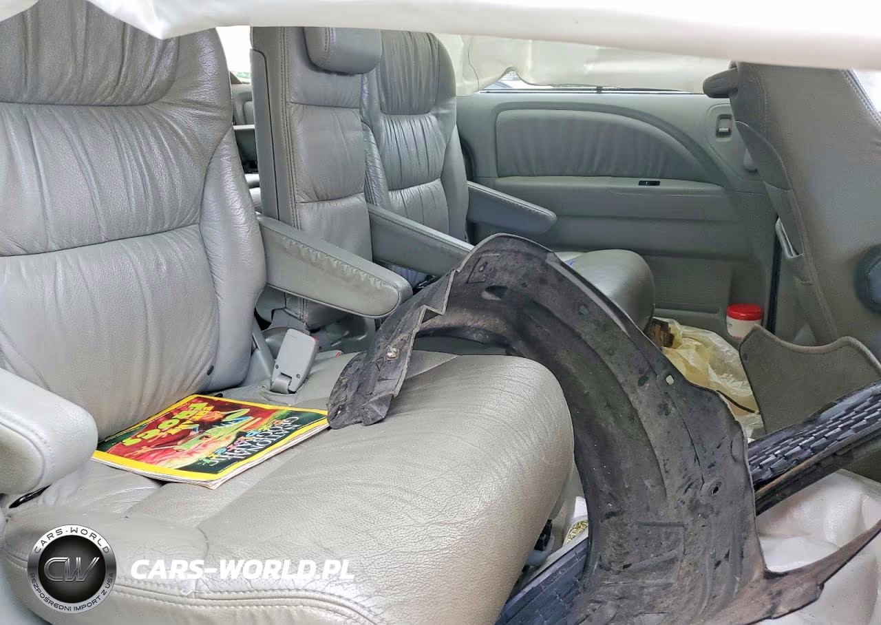 2008 Honda Odyssey Touring VIN:5FNRL388X8B060312 - 11