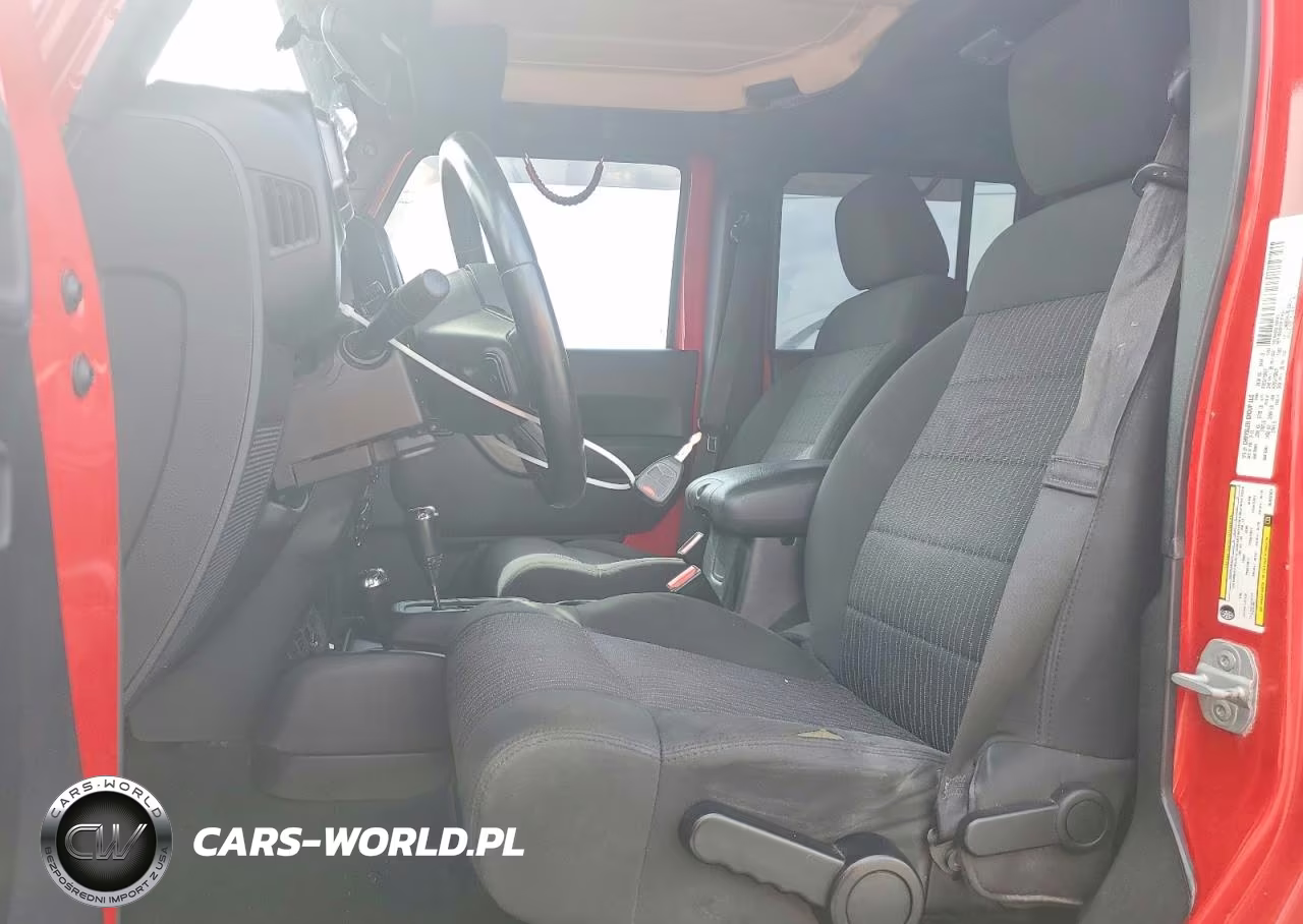 2011 Jeep Wrangler Unlimited Sport VIN:1J4BA3H17BL582341 - 7