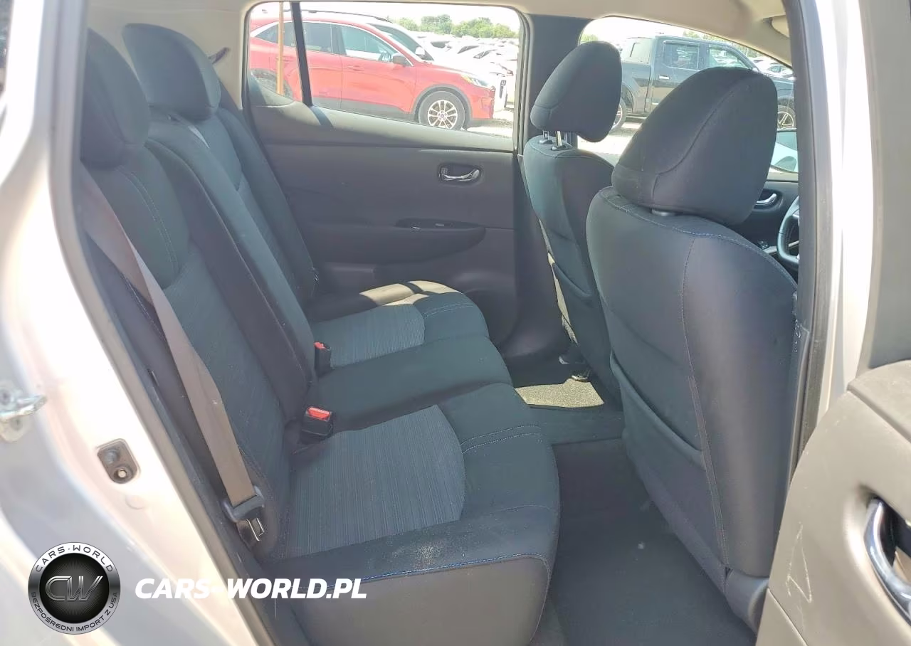 2018 Nissan Leaf Sv VIN:1N4AZ1CP2JC306535 - 11