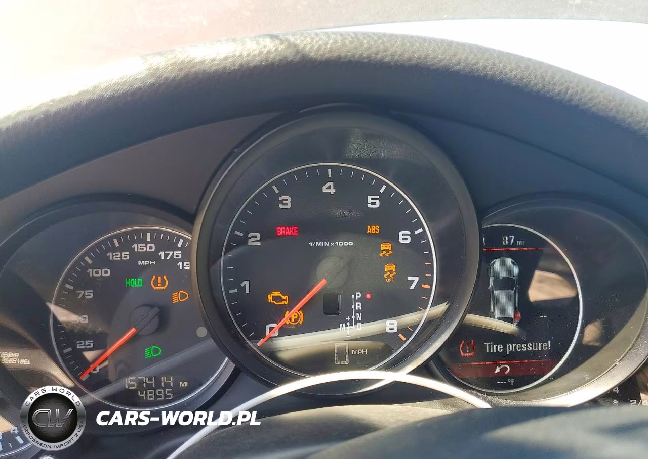 2011 Porsche Panamera 2 VIN:WP0AA2A74BL012288 - 9