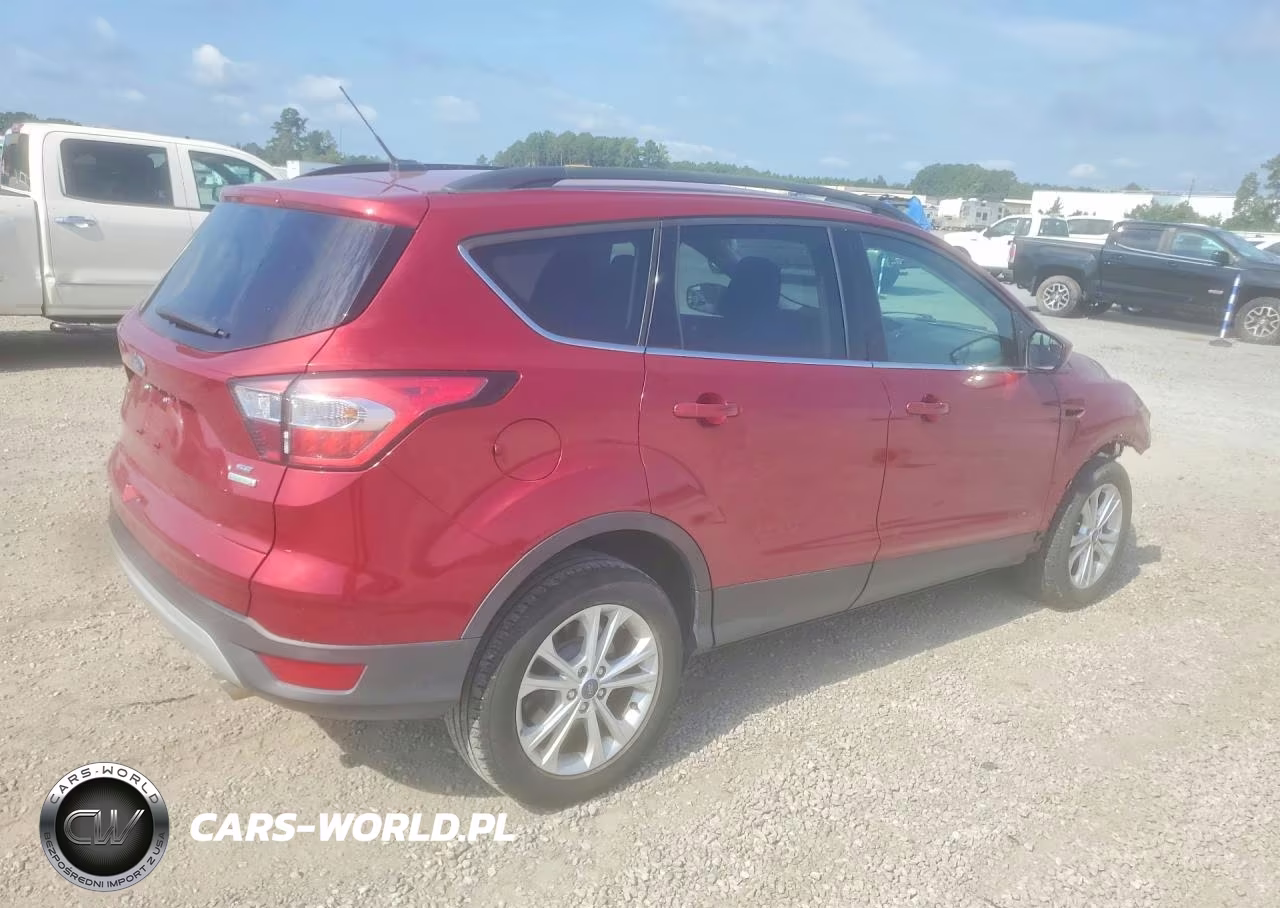 2018 Ford Escape Se VIN:1FMCU0GD3JUB53651 - 3