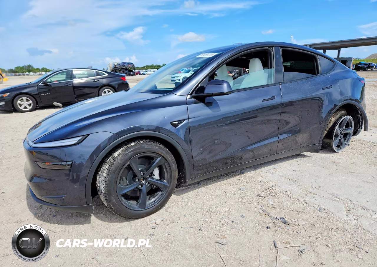 2026 Tesla Model Y VIN:7SAYGDEEXTA693837 - 1