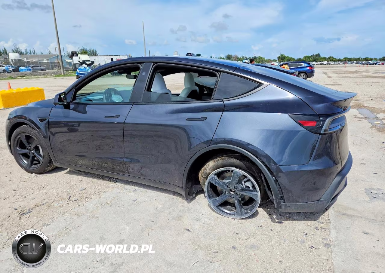 2026 Tesla Model Y VIN:7SAYGDEEXTA693837 - 2