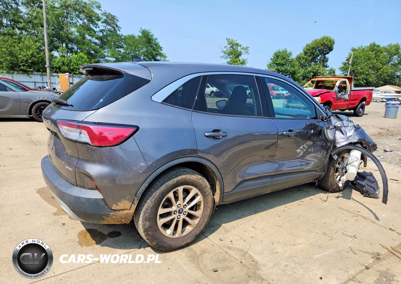 2021 Ford Escape Se VIN:1FMCU9G62MUB08386 - 3