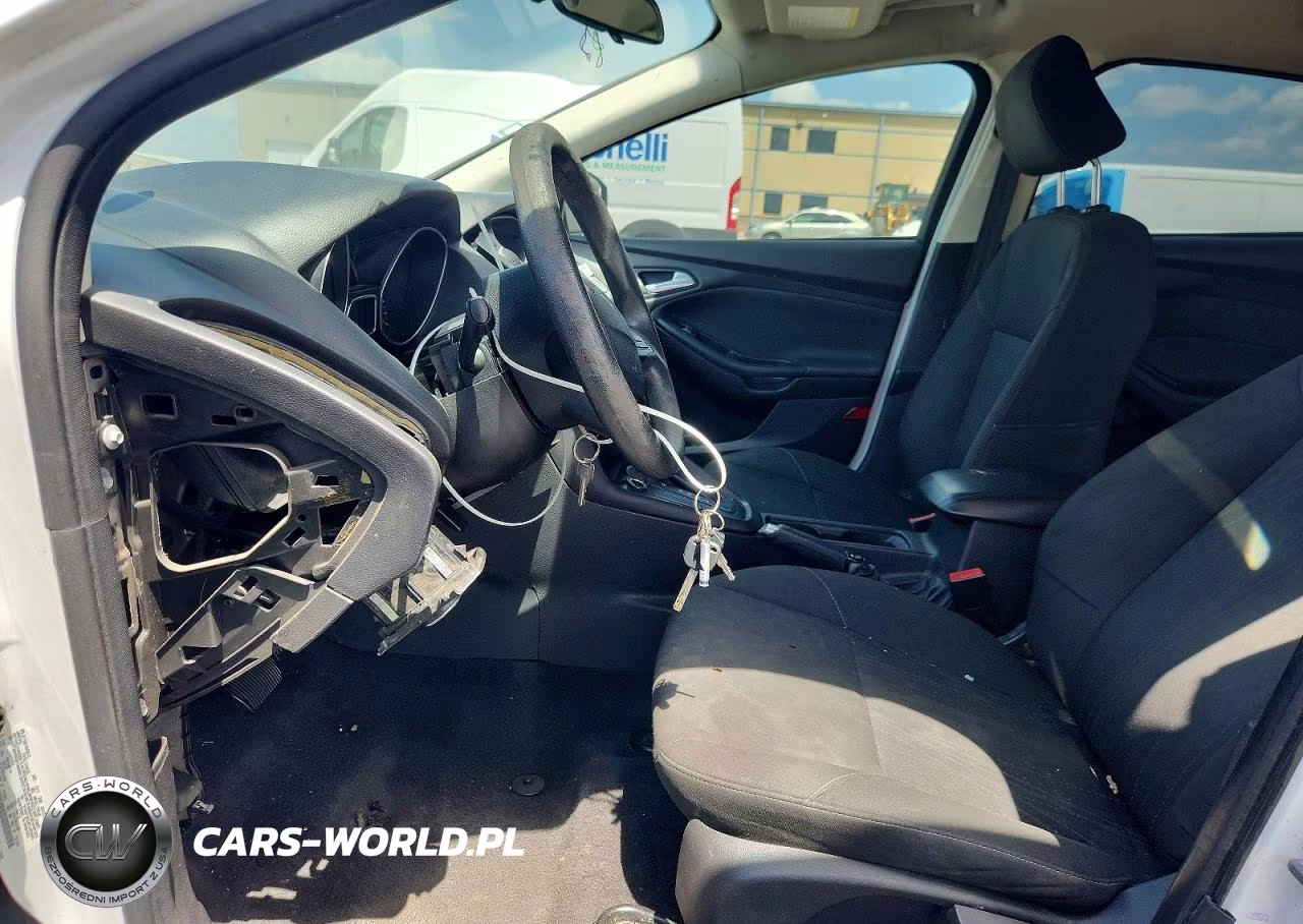 2015 Ford Focus Se VIN:1FADP3K24FL262890 - 7