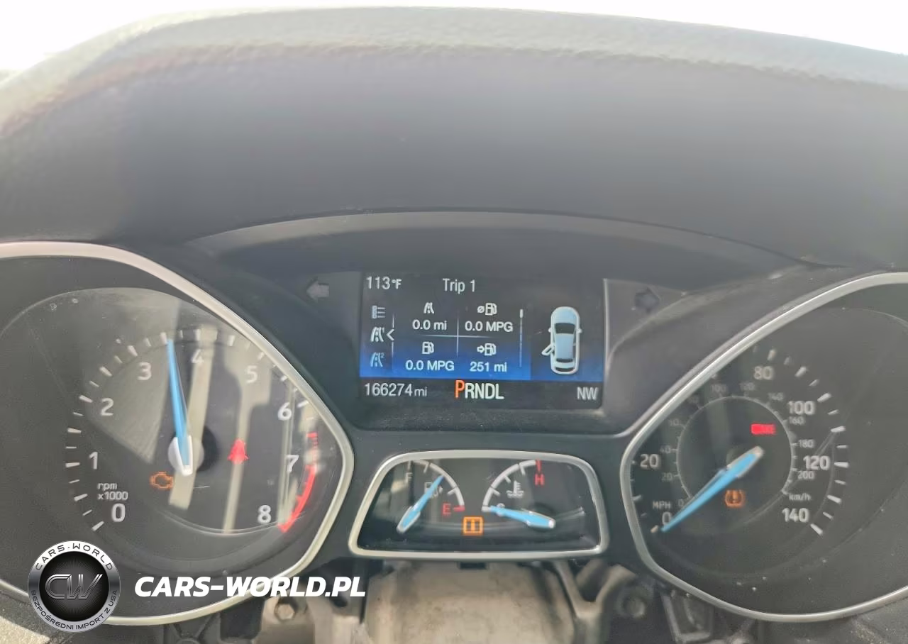 2015 Ford Focus Se VIN:1FADP3K24FL262890 - 9