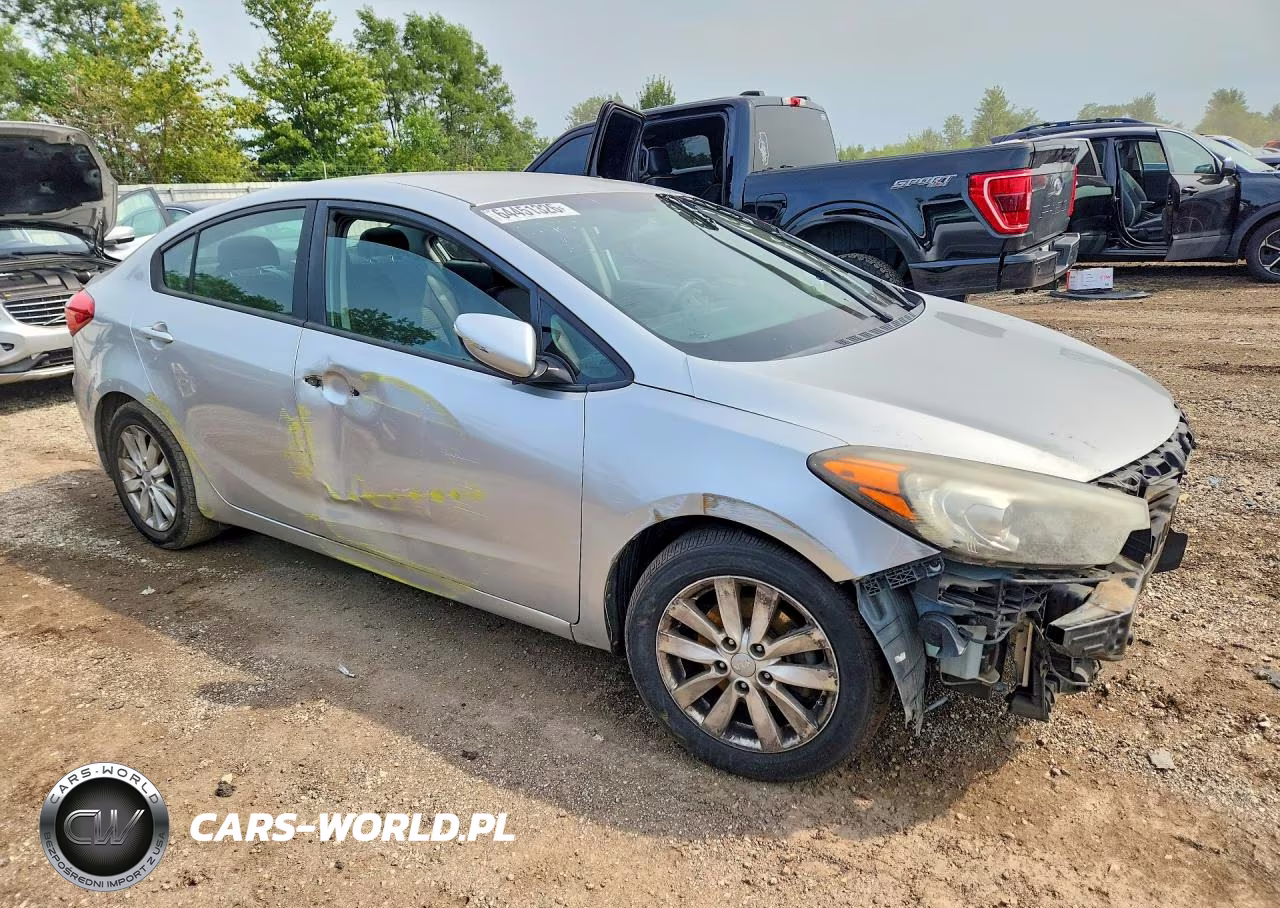 2015 Kia Forte Lx VIN:KNAFX4A65F5274349 - 4