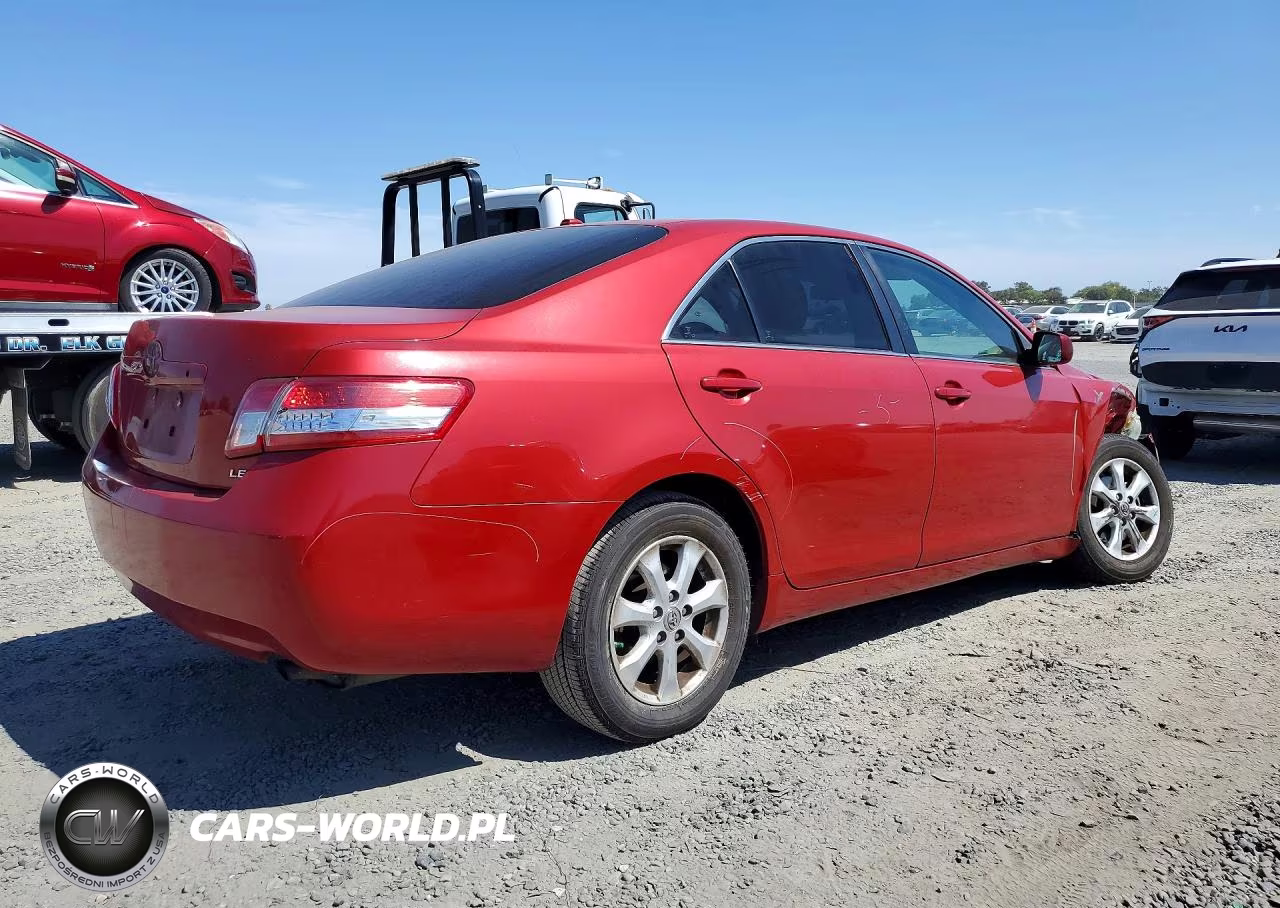 2010 Toyota Camry Le VIN:4T1BF3EK6AU090053 - 3