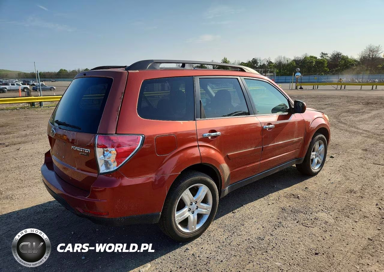 2010 Subaru Forester 2.5X Premium VIN:JF2SH6CC6AH740960 - 3