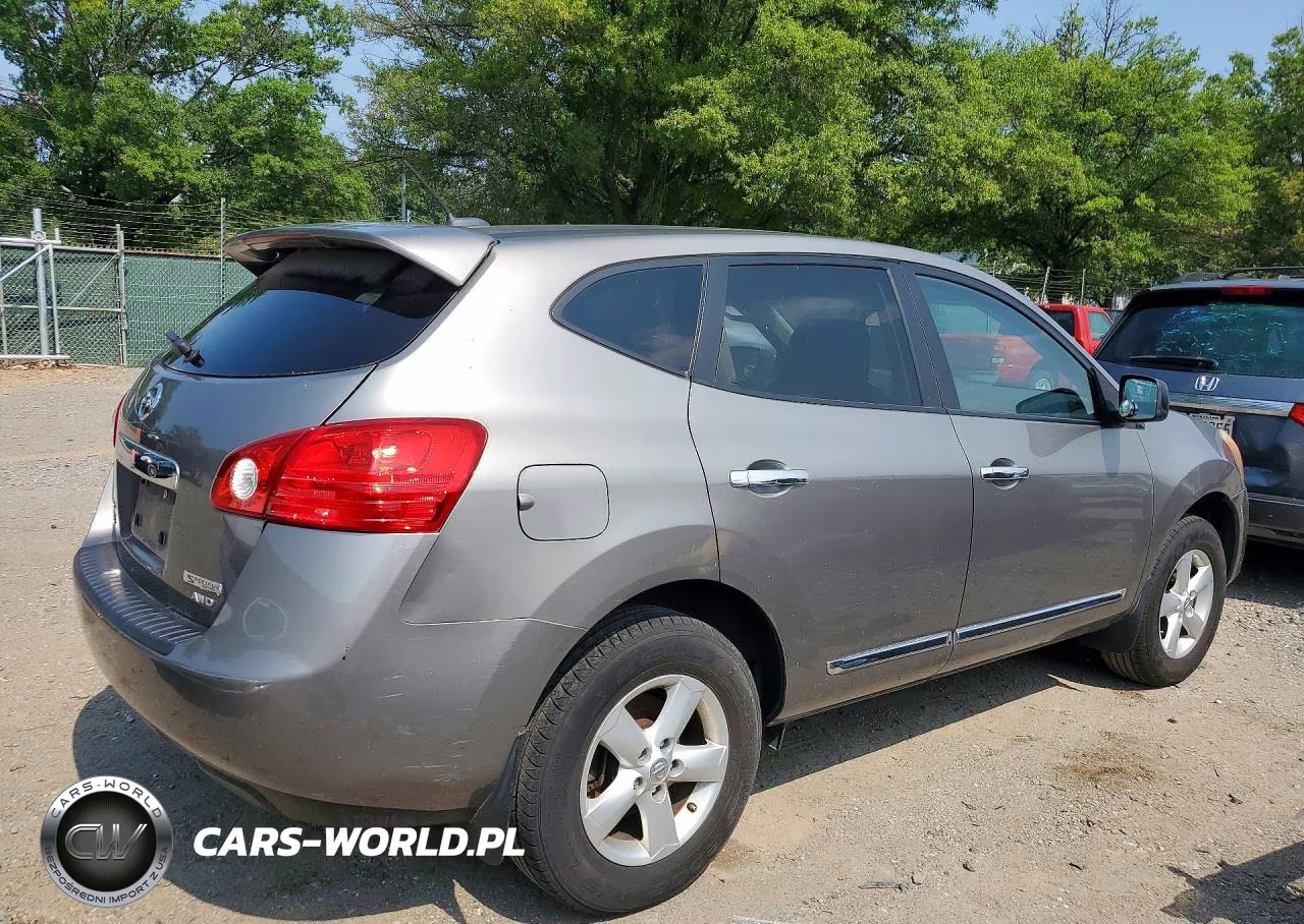 2012 Nissan Rogue S VIN:JN8AS5MV6CW399455 - 3