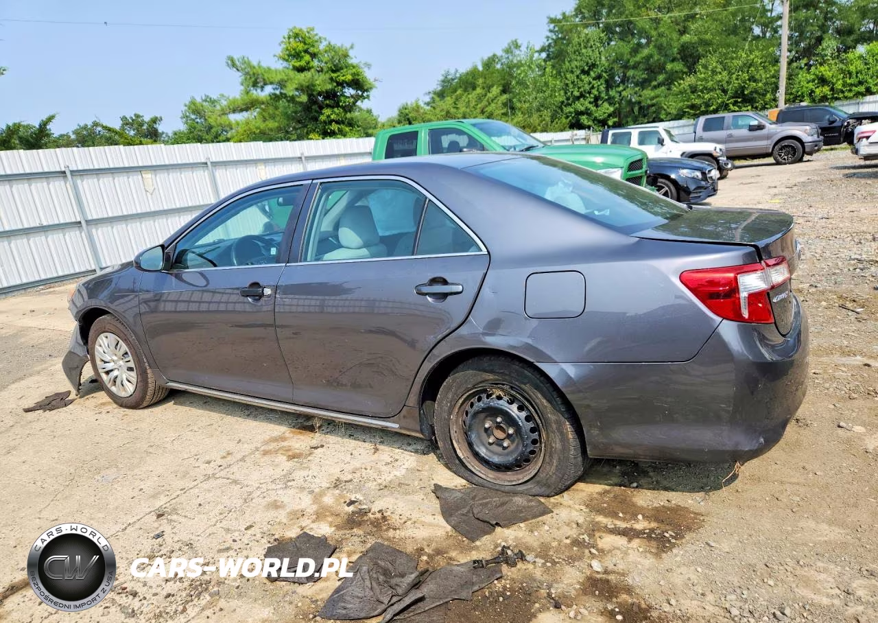 2013 Toyota Camry Le VIN:4T4BF1FK3DR322556 - 2