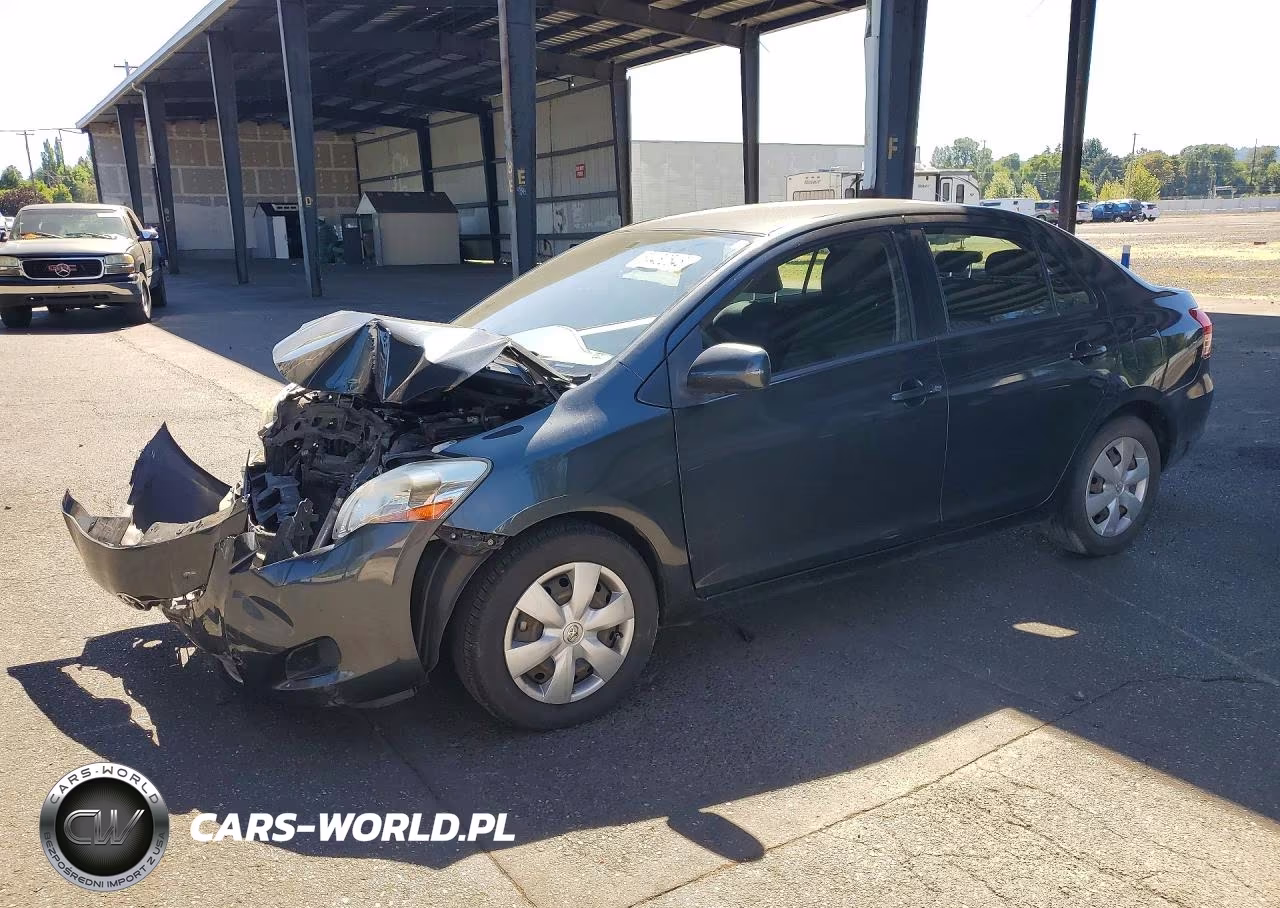 2008 Toyota Yaris Base – zdjęcie 1 z 12
