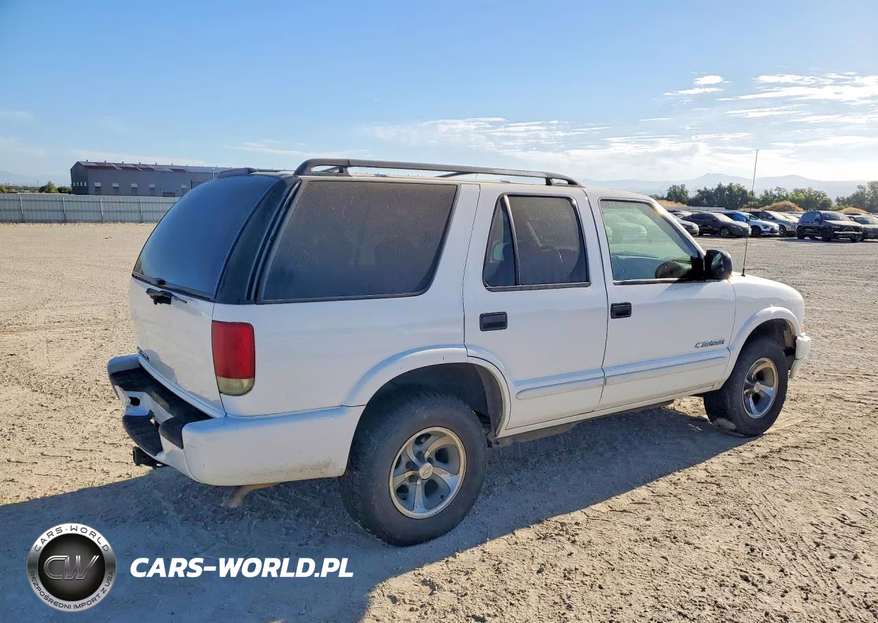 2004 Chevrolet Blazer VIN:1GNCS13X54K105222 - 3