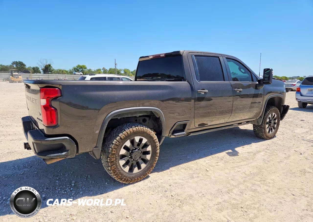 2020 Chevrolet Silverado C2500 Custom VIN:1GC4WME74LF127283 - 3