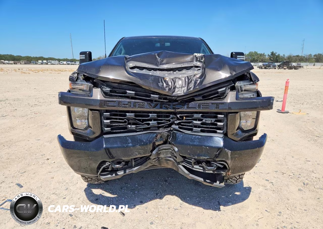 2020 Chevrolet Silverado C2500 Custom VIN:1GC4WME74LF127283 - 5