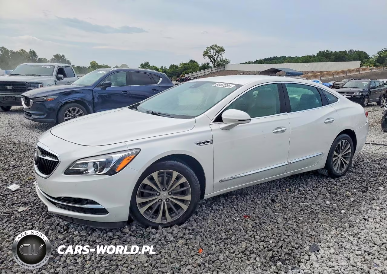 2018 Buick Lacrosse Premium – zdjęcie 1 z 12