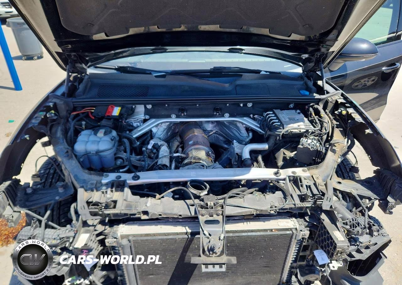 2020 Porsche Cayenne Coupe VIN:WP1BA2AY1LDA46857 - 12