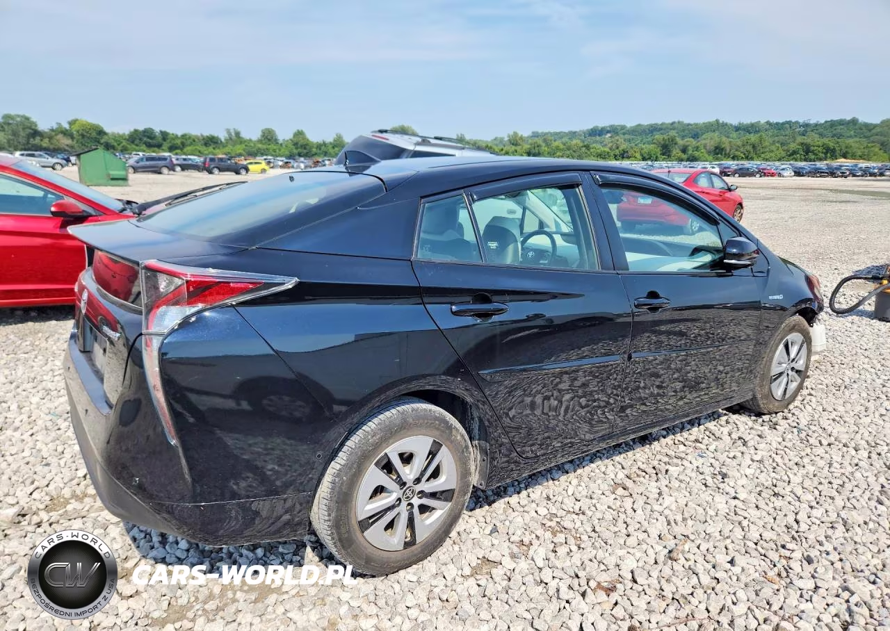 2017 Toyota Prius Four VIN:JTDKARFU6H3051307 - 3