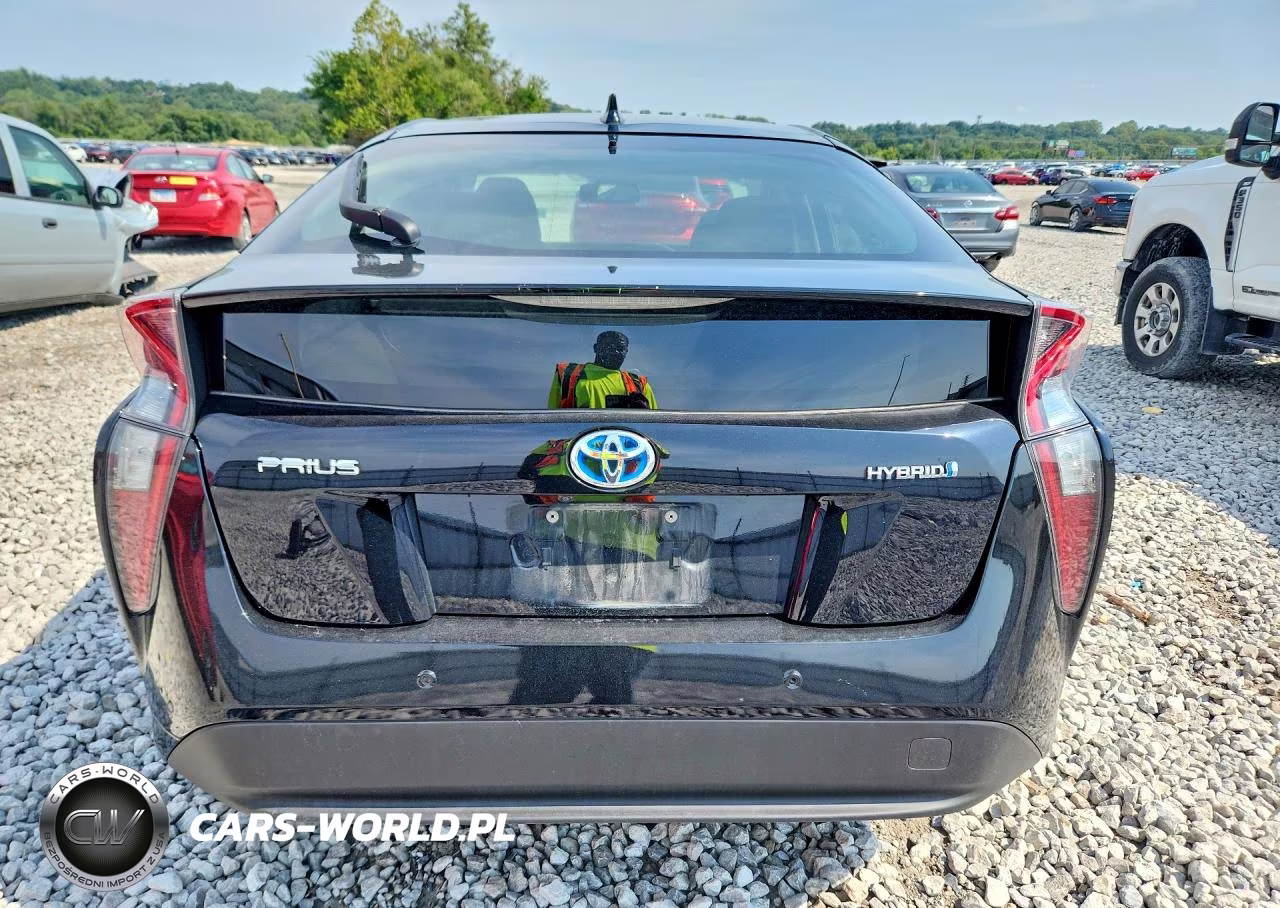 2017 Toyota Prius Four VIN:JTDKARFU6H3051307 - 6
