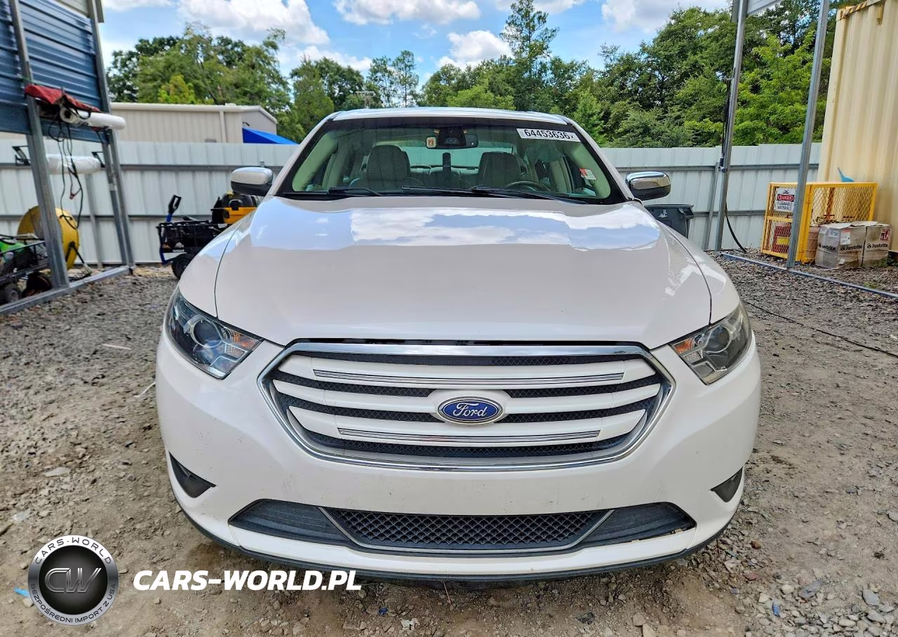 2018 Ford Taurus Limited VIN:1FAHP2F82JG135437 - 5