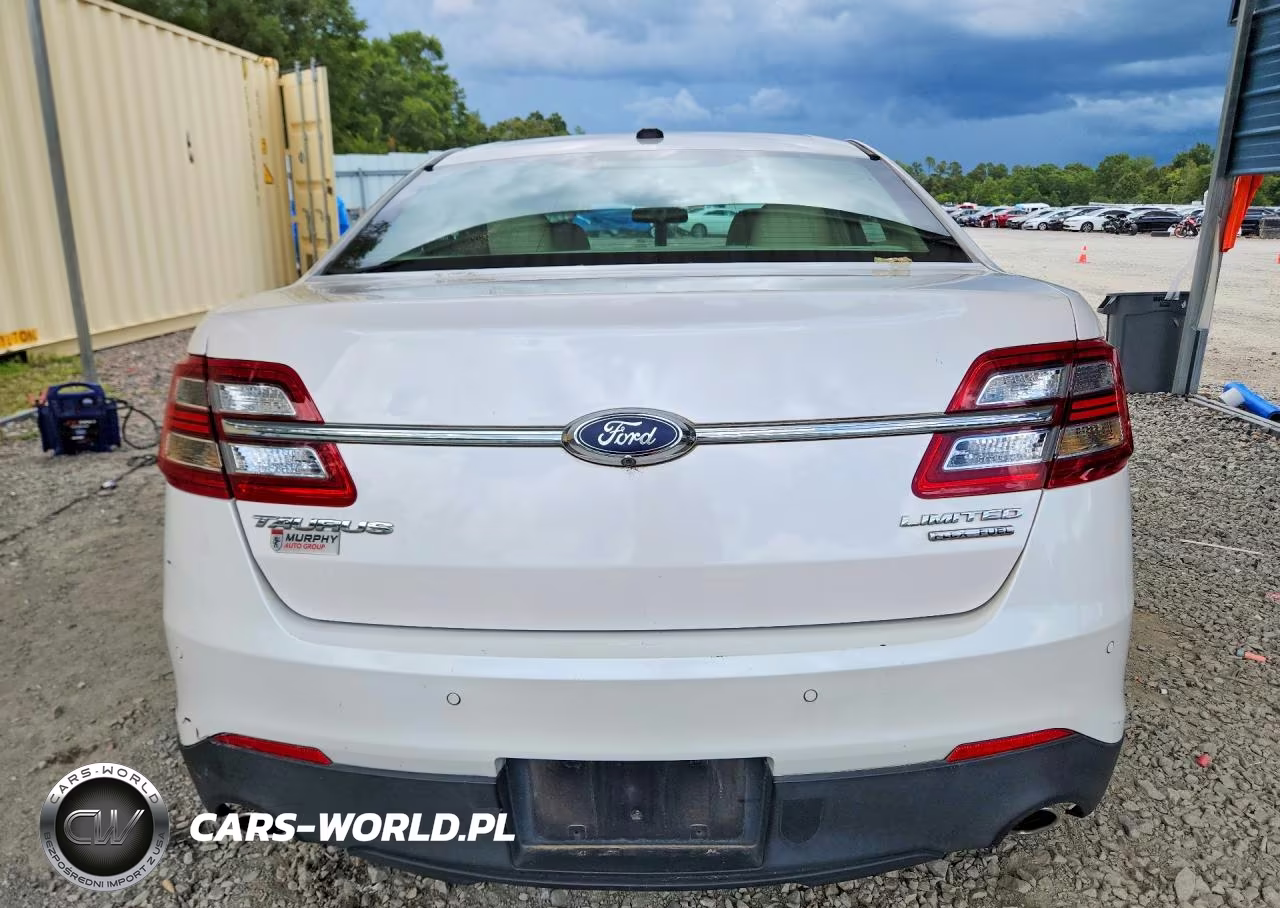 2018 Ford Taurus Limited VIN:1FAHP2F82JG135437 - 6