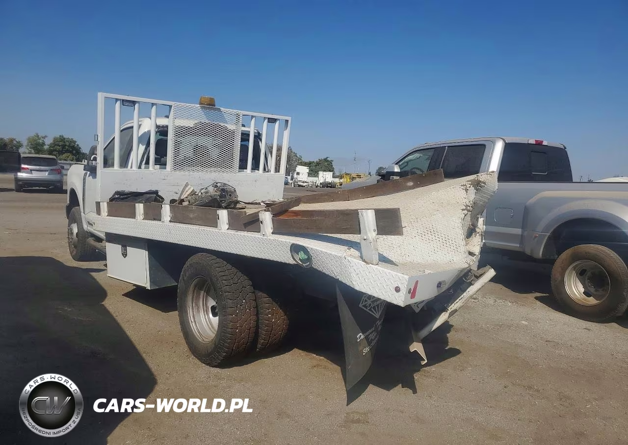 2023 Ford F350 Super Duty VIN:1FDRF3HT9PEC44552 - 2