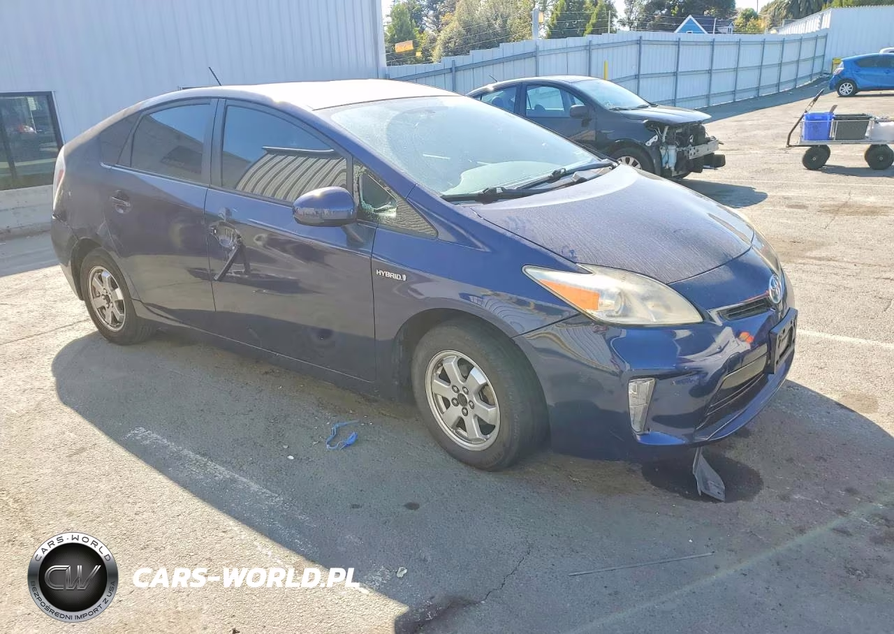2012 Toyota Prius Three VIN:JTDKN3DU4C1555864 - 4