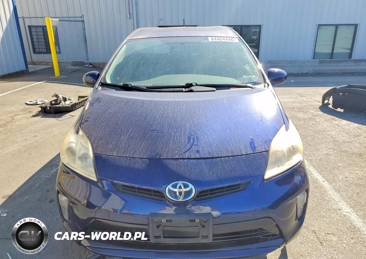 2012 Toyota Prius Three VIN:JTDKN3DU4C1555864 - 5