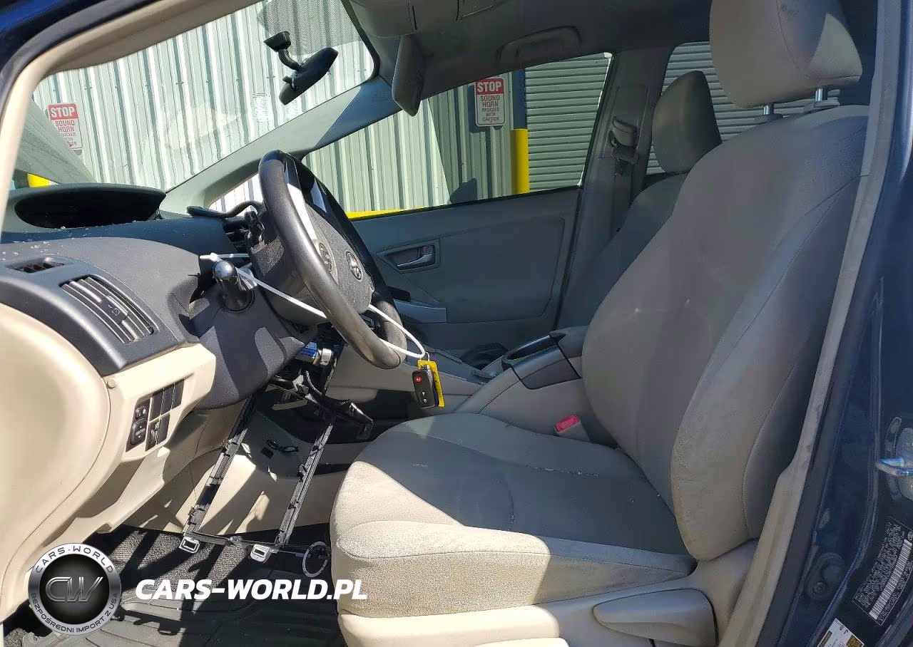 2012 Toyota Prius Three VIN:JTDKN3DU4C1555864 - 7