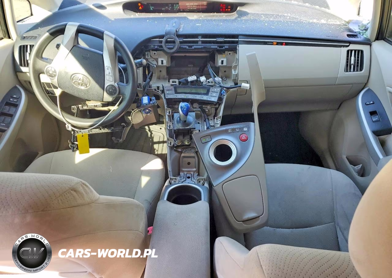 2012 Toyota Prius Three VIN:JTDKN3DU4C1555864 - 8