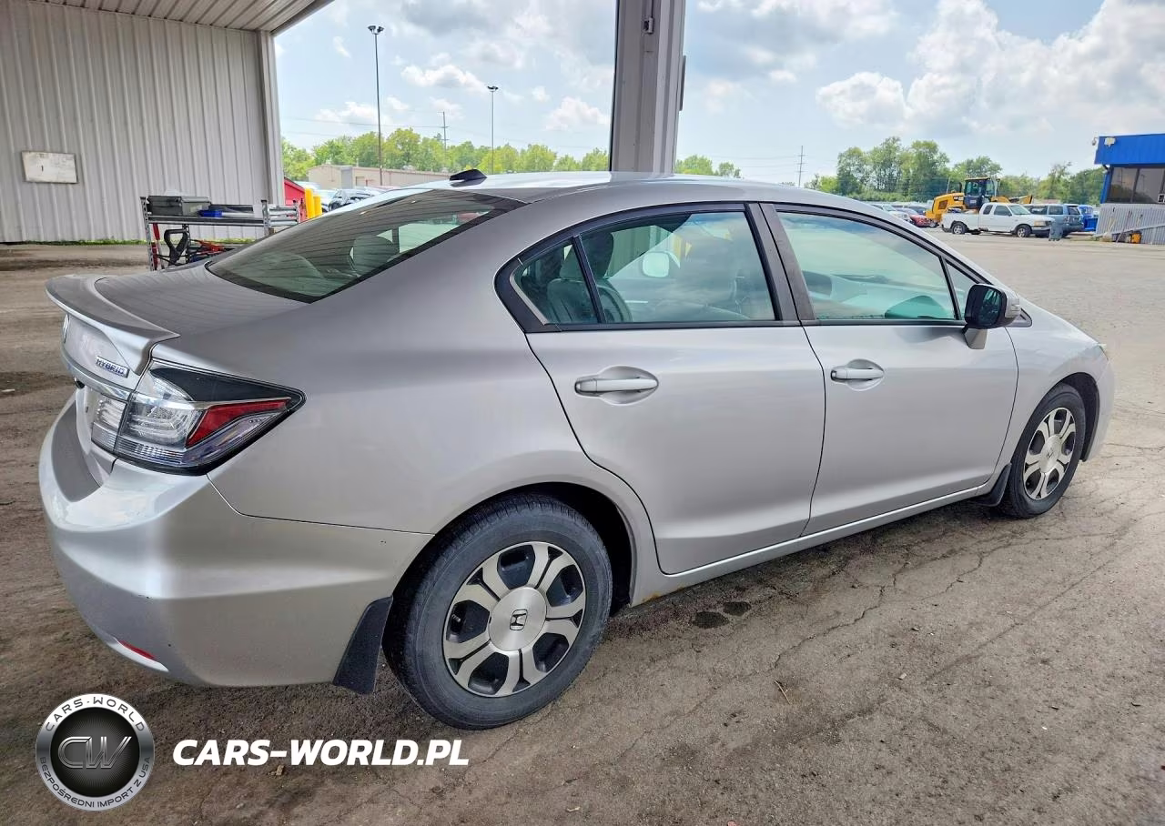 2013 Honda Civic Hybrid VIN:19XFB4F25DE003154 - 3