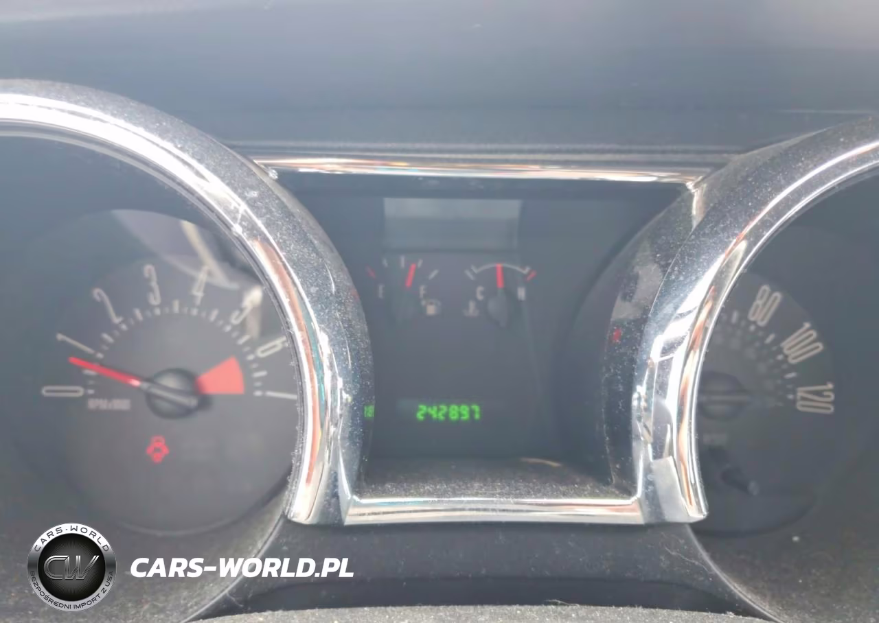 2005 Ford Mustang VIN:1ZVFT80N155173755 - 9