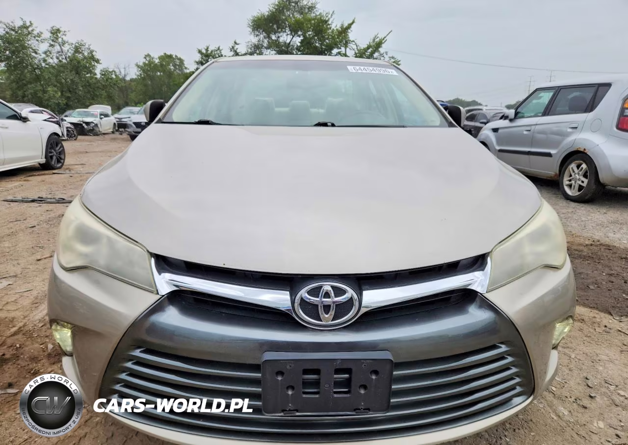 2016 Toyota Camry Xle VIN:4T4BF1FK8GR549794 - 5