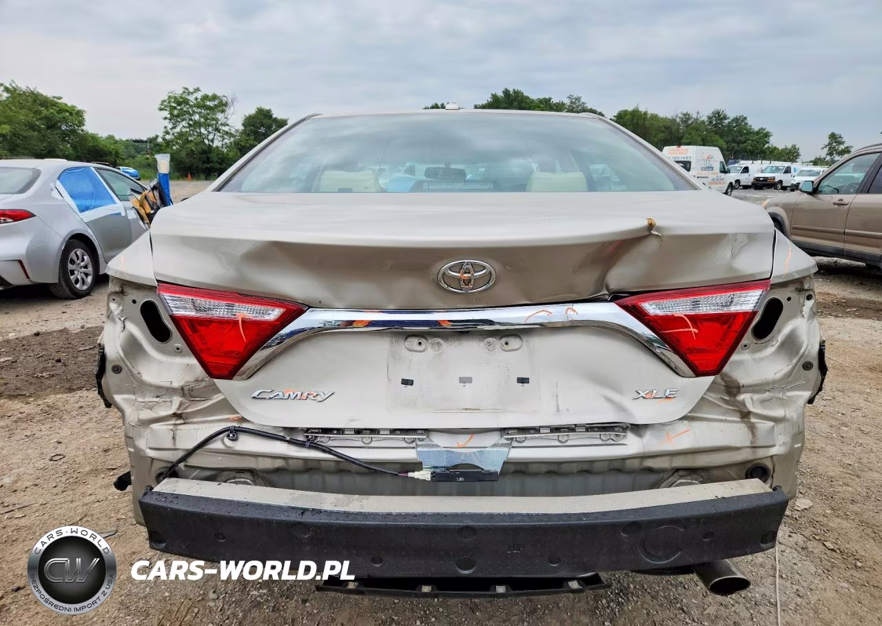 2016 Toyota Camry Xle VIN:4T4BF1FK8GR549794 - 6
