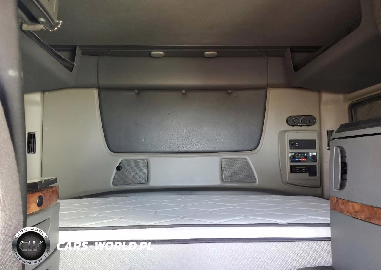 2018 International Lt625 Semi Truck VIN:3HSDZAPR4JN101382 - 6