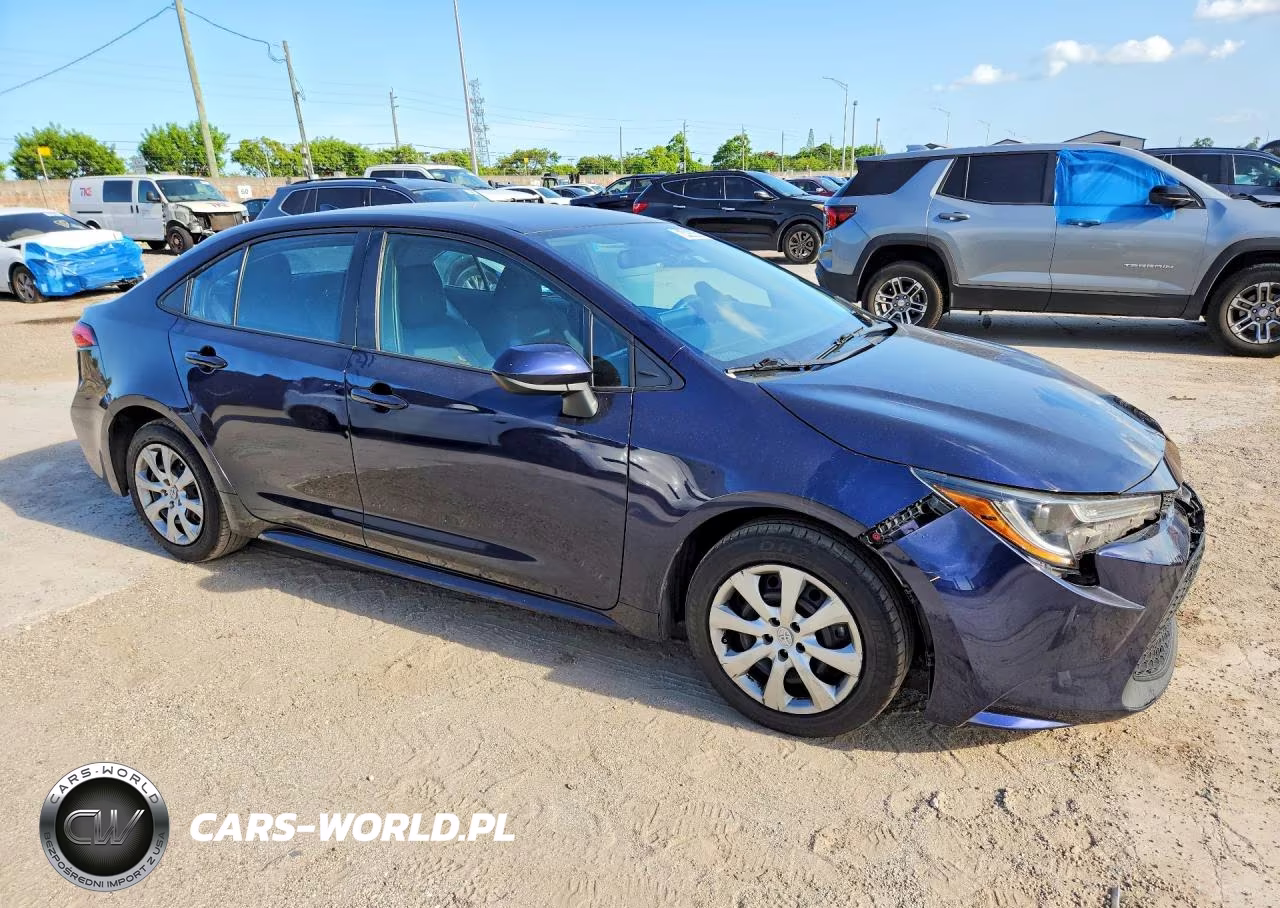 2022 Toyota Corolla Le VIN:5YFEPMAE5NP324920 - 4