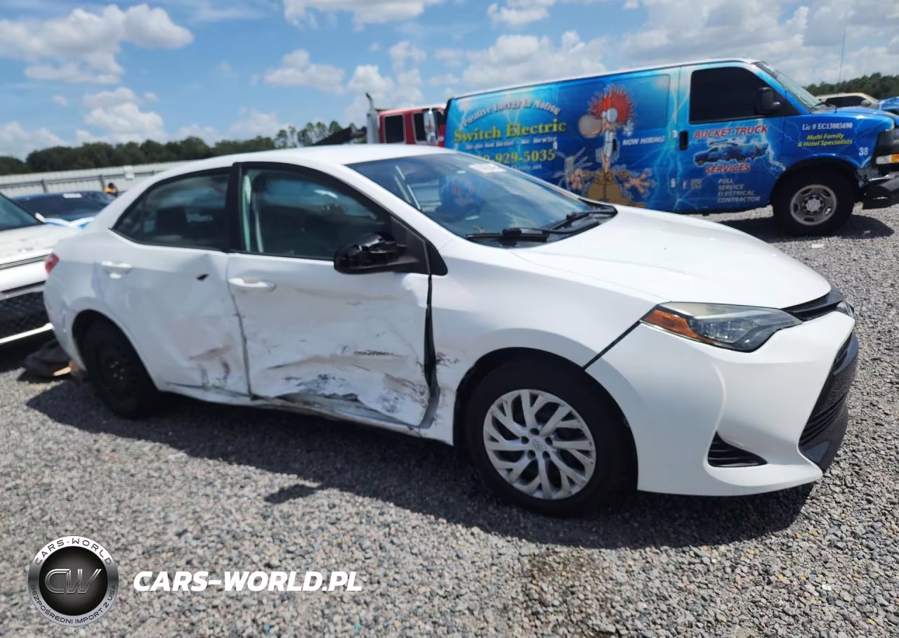 2019 Toyota Corolla Le VIN:5YFBURHE2KP866292 - 4