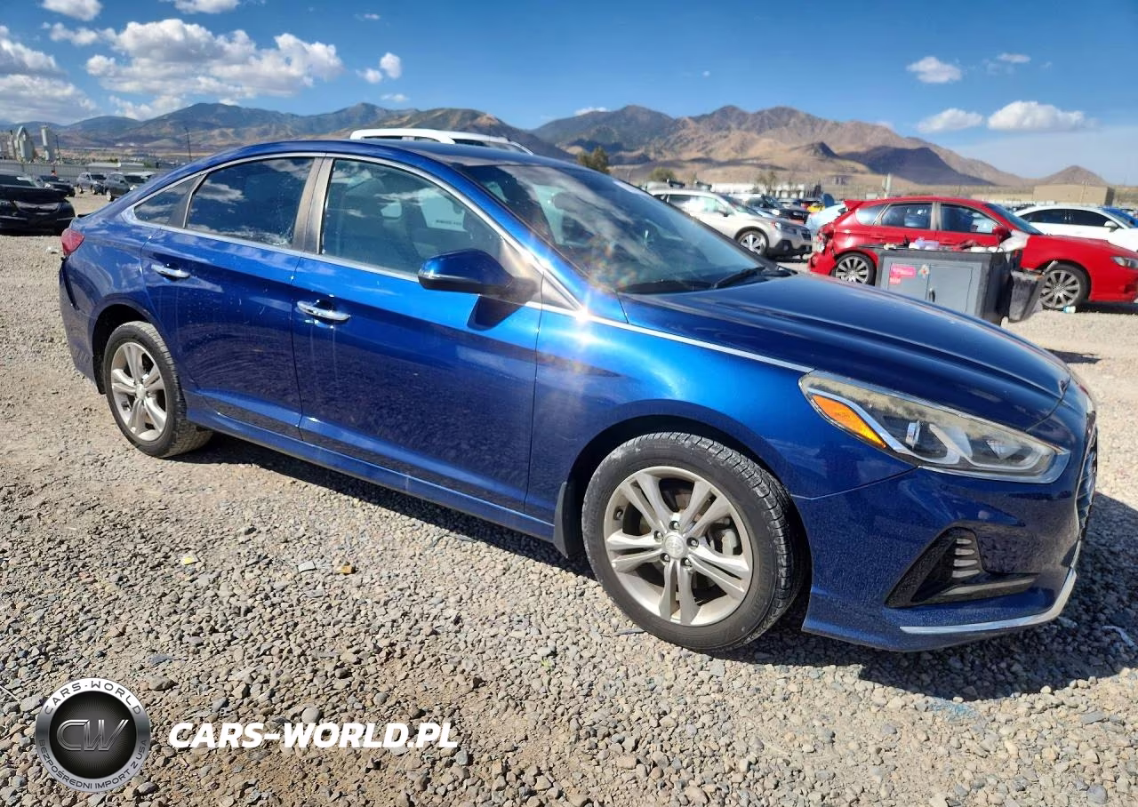 2018 Hyundai Sonata Sel VIN:5NPE34AF9JH647928 - 4