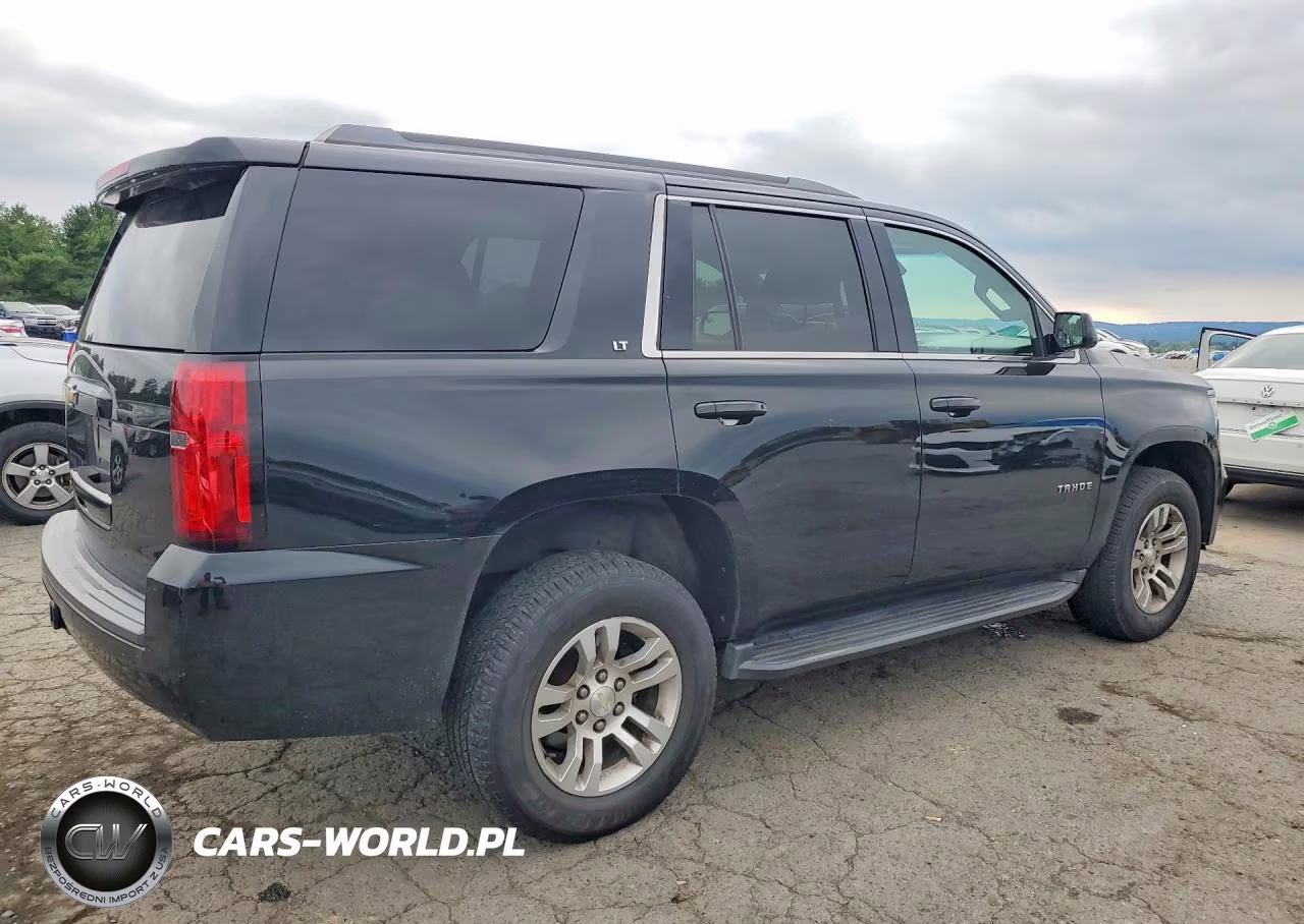 2019 Chevrolet Tahoe K1500 Lt VIN:1GNSKBKC1KR143924 - 3