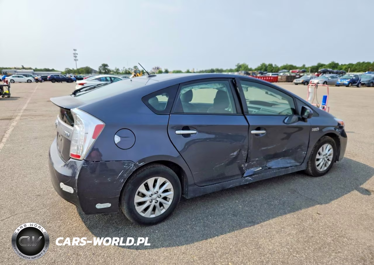 2014 Toyota Prius Plug-In Hybrid Base VIN:JTDKN3DP7E3060379 - 3