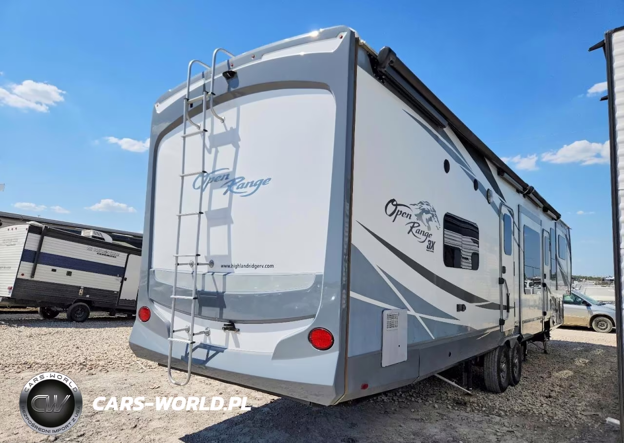 2018 Highland Ridge Recreational Vehicle (Rv) VIN:58TCH0BV3J3XF3155 - 4