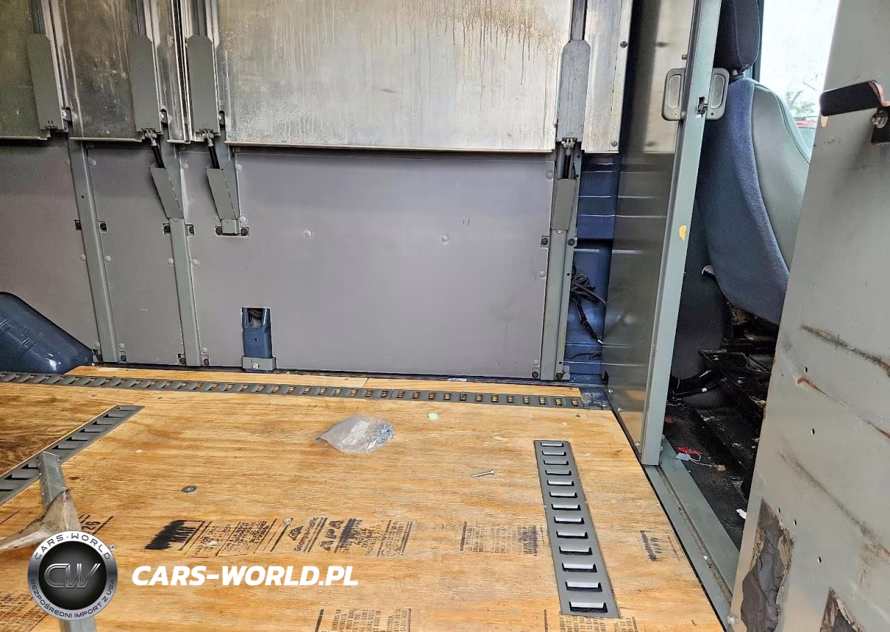 2020 Ford Transit 250 Delivery Van VIN:1FTBR3X84LKB04169 - 11