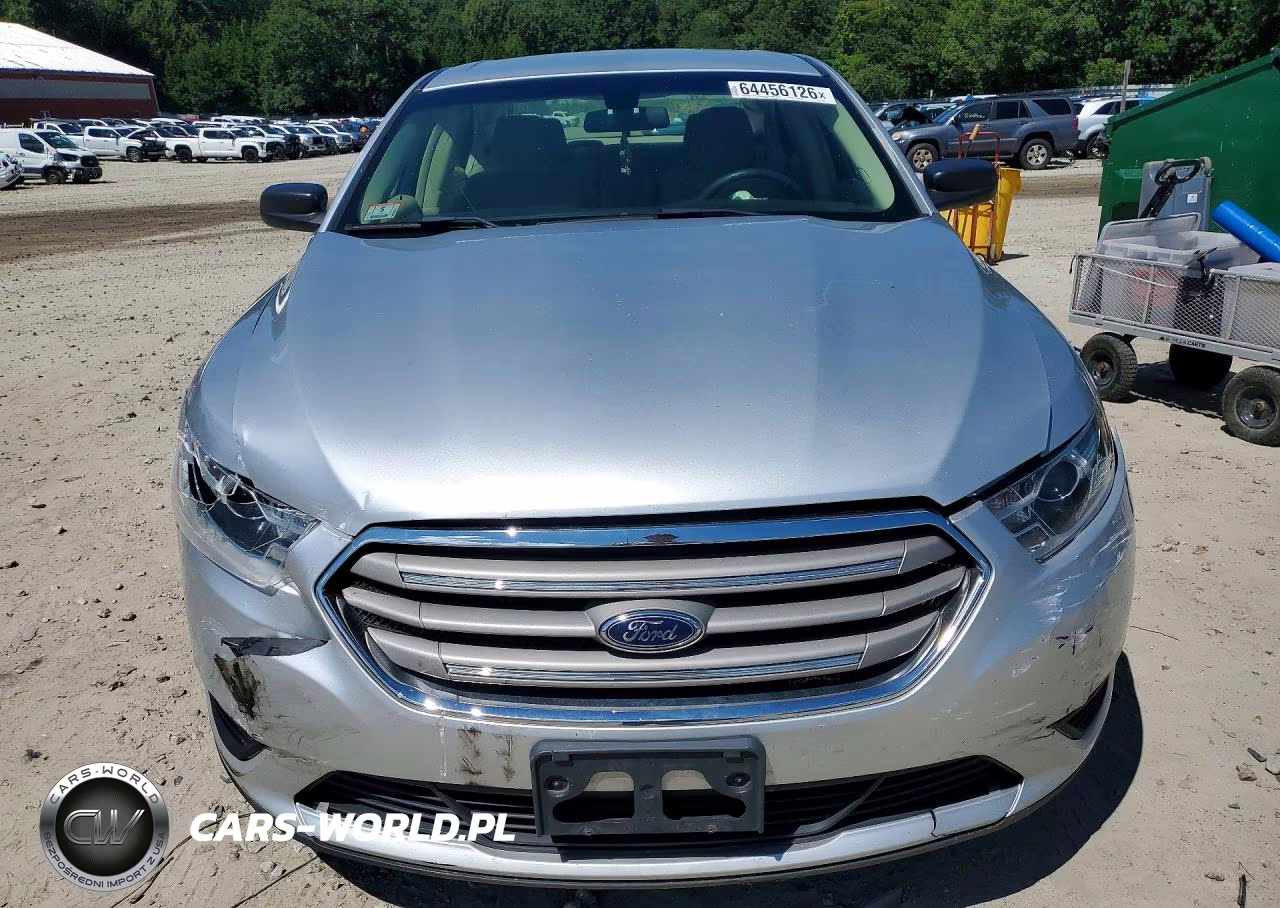 2018 Ford Taurus Se VIN:1FAHP2D89JG129590 - 5