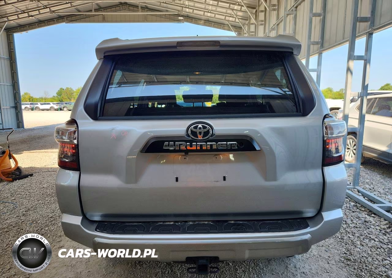 2020 Toyota 4Runner Trd Off-Road VIN:JTEBU5JR6L5824935 - 6